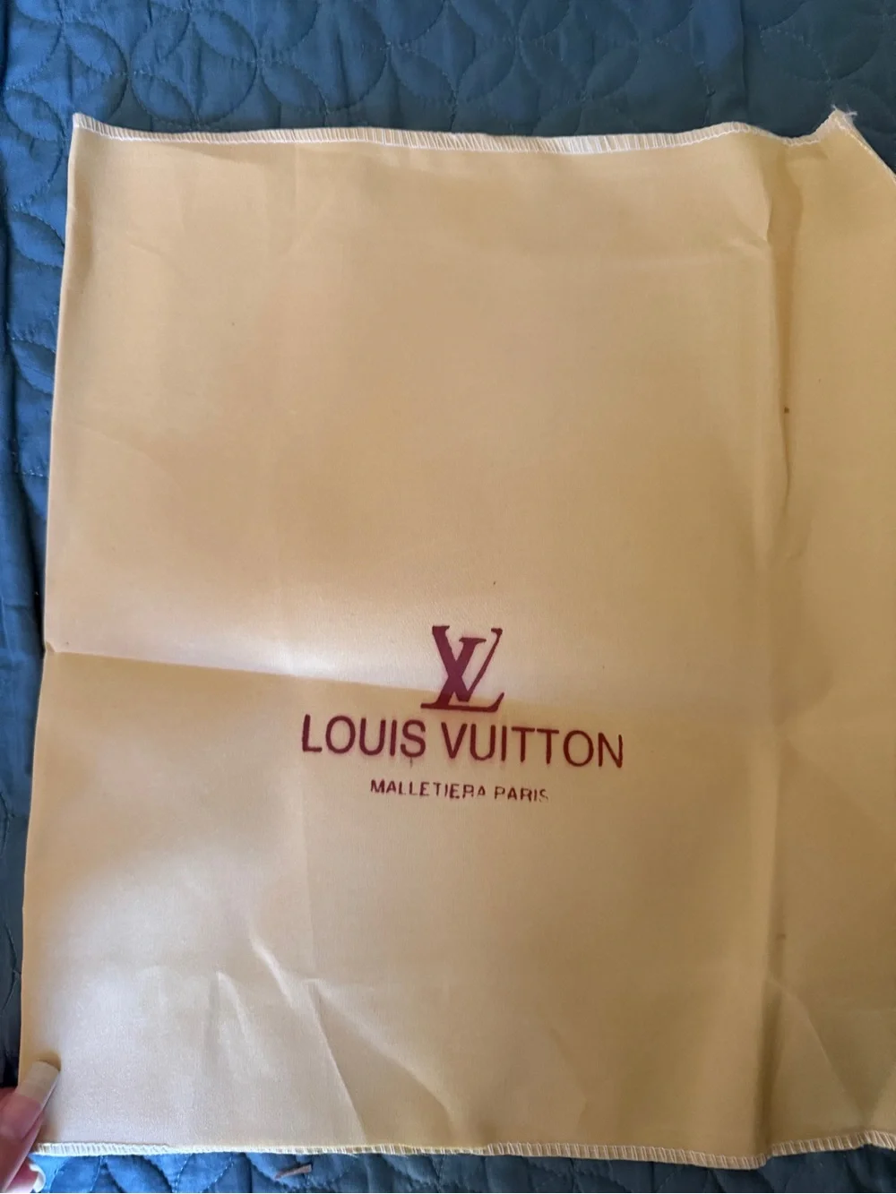 Louis Vuitton Monogram Shoulder Bag with Fuchsia Front Pocket and Gold Chain